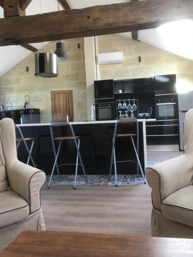 Loft + 2 Chambres Chateau Gourdet Bourg-sur-Gironde Экстерьер фото